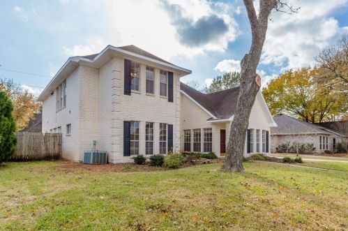 1703 Plantation Dr, Richmond TX  77406-1321 exterior