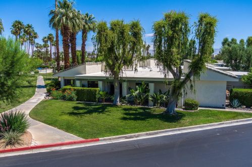 1201 Martinique Cir, Palm Springs, CA 92264-8552