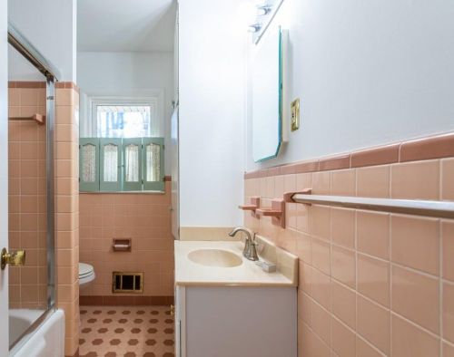 1879 Audubon Dr, Atlanta GA  30329-2706 exterior