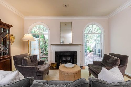 31 Mooregate Sq, Atlanta GA  30327-1539 exterior