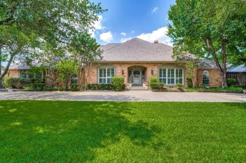 4455 Forest Bend Rd, Dallas, TX 75244-6418