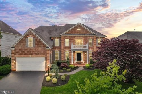 19127 Dalton Points Pl, Leesburg, VA 20176-3836