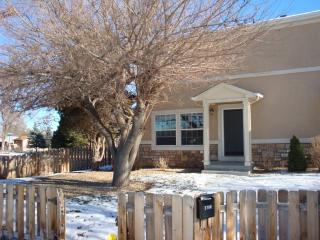 5796 Magnolia St, Denver CO  80022-4012 exterior