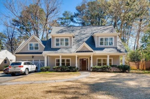 2105 Brookview Dr, Atlanta GA  30318-1609 exterior