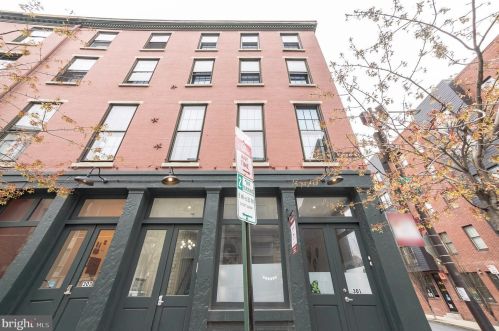301 3rd St, Philadelphia, PA 19106-1240