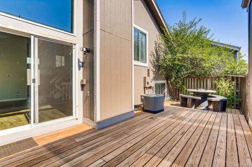 3864 Genoa Ct, Denver CO  80013-5592 exterior
