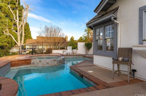 611 Frontier Ct, Anaheim CA  92807-4731 exterior