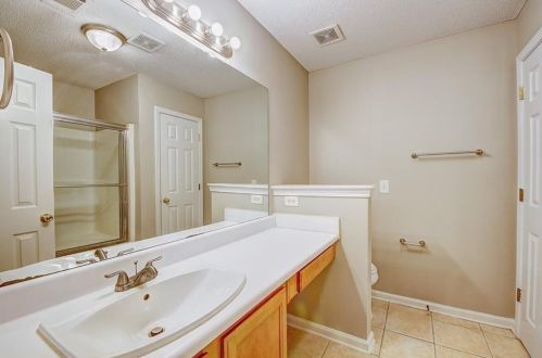2249 Charleston Pointe, Atlanta GA  30316-3018 exterior