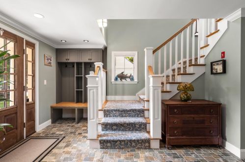 27 Huntervale Ave, Rye, NH 03870-2623