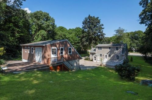 211 Post Rd, Westerly, RI 02891-2623