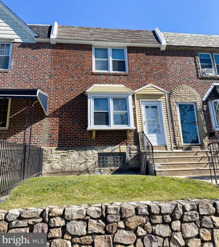 2811 Benner St, Philadelphia, PA 19149-3508