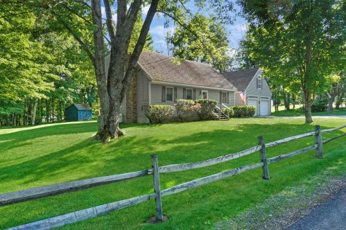 11 Boulder Rd, Hillsboro, NH 03244-4812