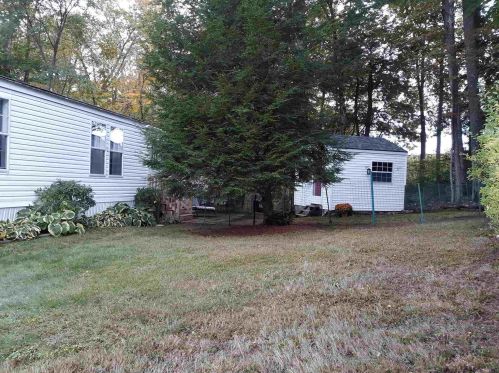 24 Lakewood Dr, Belmont, NH 03220-3611
