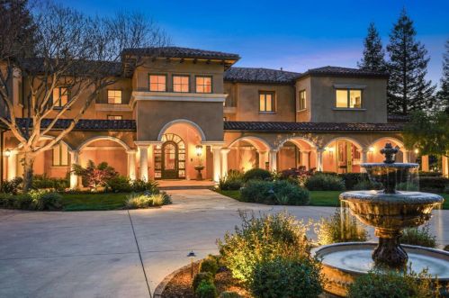 15121 Becky Ln, Los Gatos, CA 95030-2105