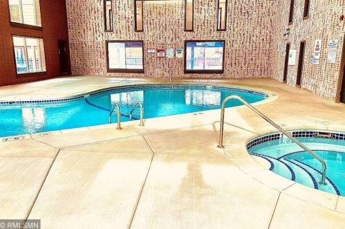 7510 Cahill Rd, Minneapolis MN  55439-2737 exterior