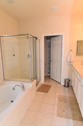 71 Country Gate Cir, Conroe TX  77384-4664 exterior