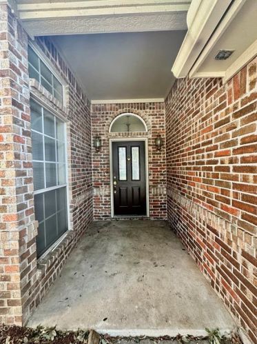 8001 Tree Leaf Ln, Fort Worth TX  76123-1331 exterior