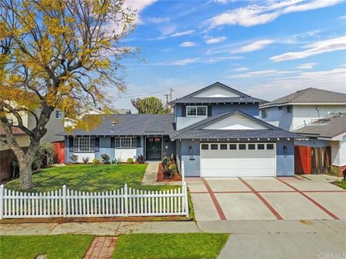 841 Berkenstock Ln, Placentia, CA 92870-2745