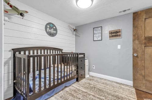 819 300, Woodland Hills UT 84653-9423 exterior