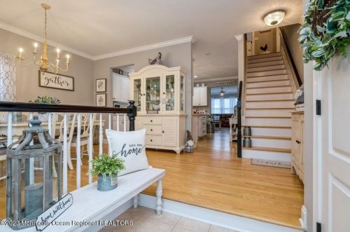 106 High St, Tinton Falls NJ 07724-3424 exterior