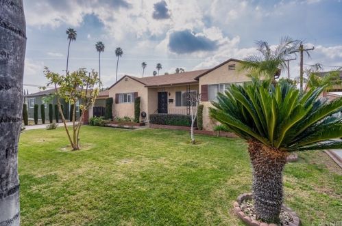 7850 Dacosta St, Downey, CA 90240-3791