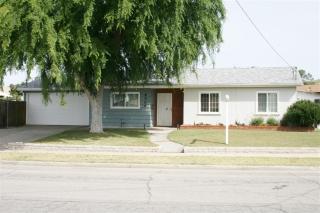 9508 Hartland Cir, Santee, CA 92071-2638