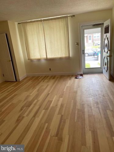 2906 Lardner St, Philadelphia, PA 19149-3519