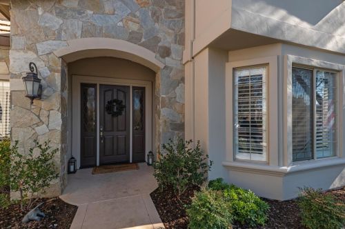 4081 Errante Dr, Folsom, CA 95762-7636