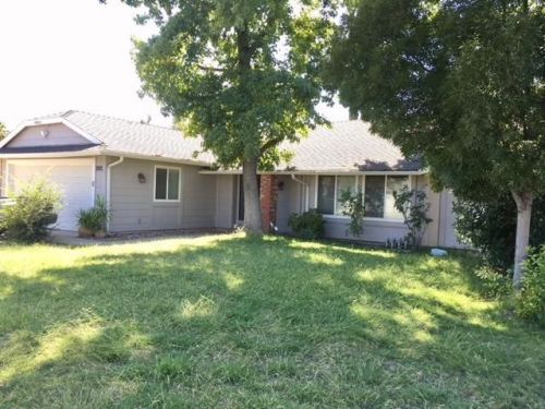 2970 Terry Ave, Clovis, CA 93612-4950
