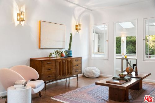 1520 Columbia Dr, Glendale CA  91205-3508 exterior