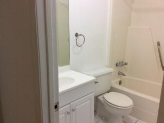 1340 Wadley Ave, Atlanta GA  30344-2671 exterior