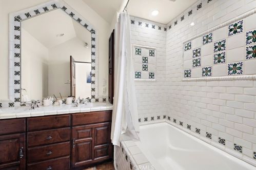11411 Arroyo Ave, Santa Ana CA  92705-2469 exterior