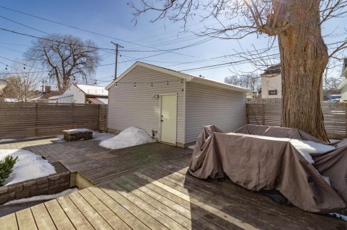 956 Dayton Ave, Saint Paul MN  55104-6544 exterior