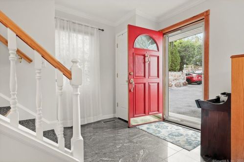 103 Halstead Ave, Greenwich, CT 06831-4913