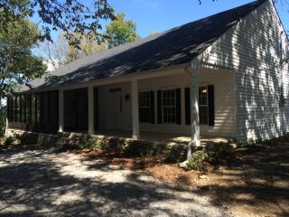 560 Lovinggood Rd, Ringgold, GA 30736-4006