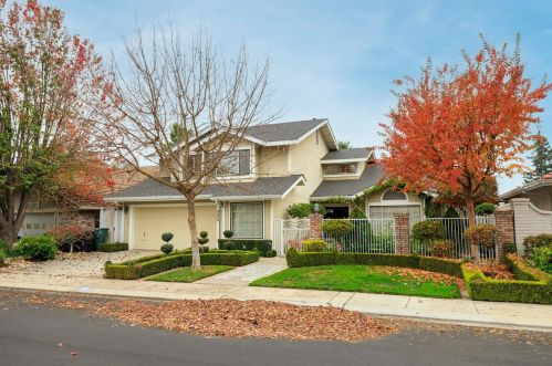2809 Schiphol Ln, Modesto, CA 95356-0385