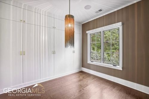 1074 Abington Ct, Atlanta GA  30319 exterior