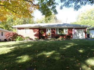 2002 Edison St, Danville, IL 61832-1831