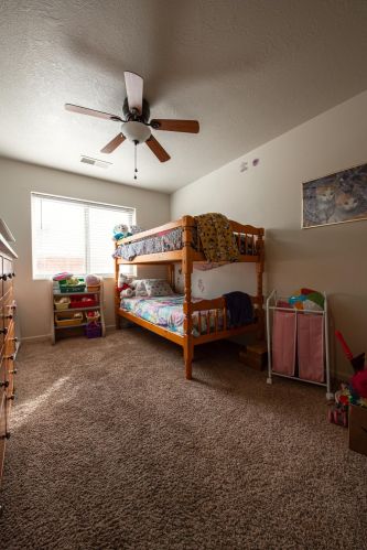 272 Main St, Kayenta UT 84738-6240 exterior