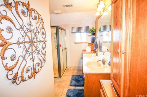 1621 Sumac Ln, Anaheim CA  92804-6653 exterior