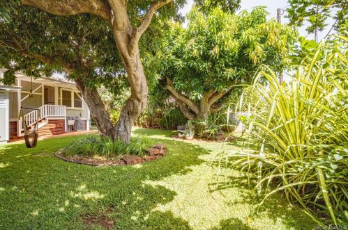 847 19th Ave, Honolulu HI  96816-4503 exterior