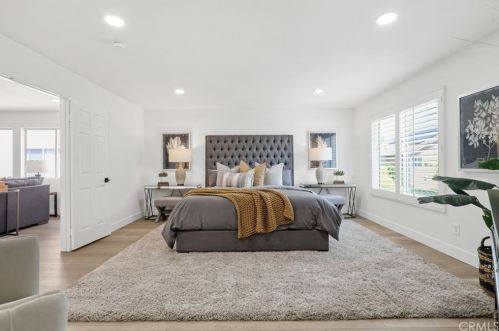 7 Rhode Is, Irvine CA  92606-1755 exterior