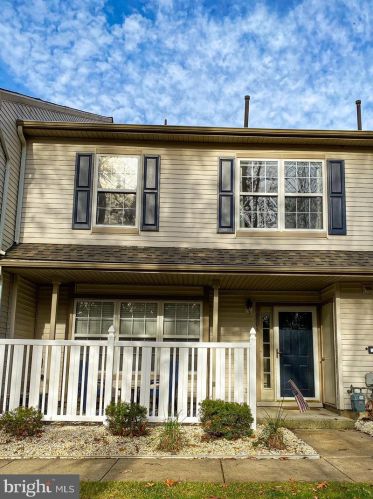 2506 Beacon Hill Dr, Erial, NJ 08081-1178