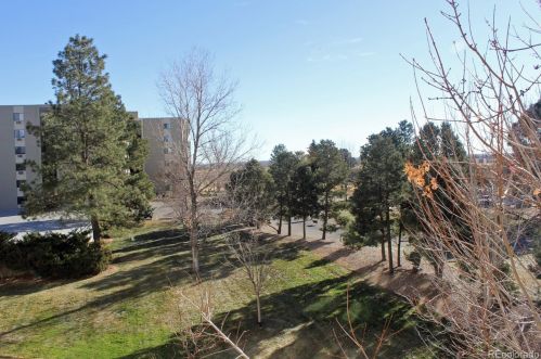 13952 Marina Dr, Denver CO  80014-5512 exterior