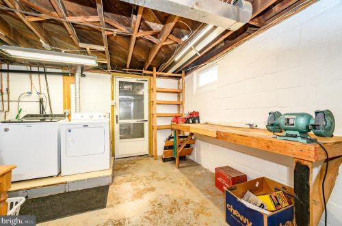 5 Petty Rdg Rd, Trenton NJ 08620-2419 exterior