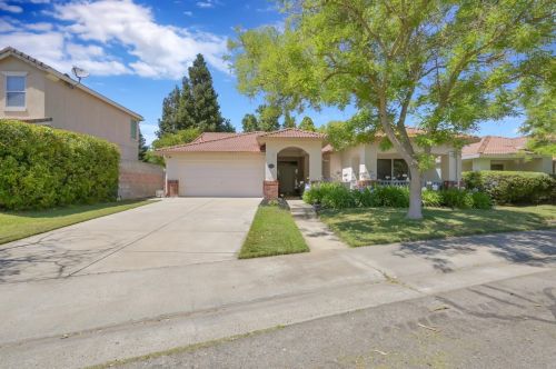 9314 Fassett Way, Elk Grove, CA 95758-4589