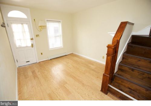 2416 Manning St, Philadelphia PA  19103-5524 exterior