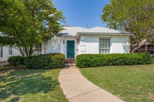 3608 Country Club Cir, Fort Worth, TX 76109-1033