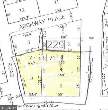 248 Grand Central Pkwy, Berkeley Township, NJ 08721-2753