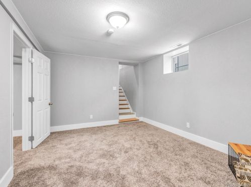 1440 Knox Ct, Denver CO  80204-1648 exterior